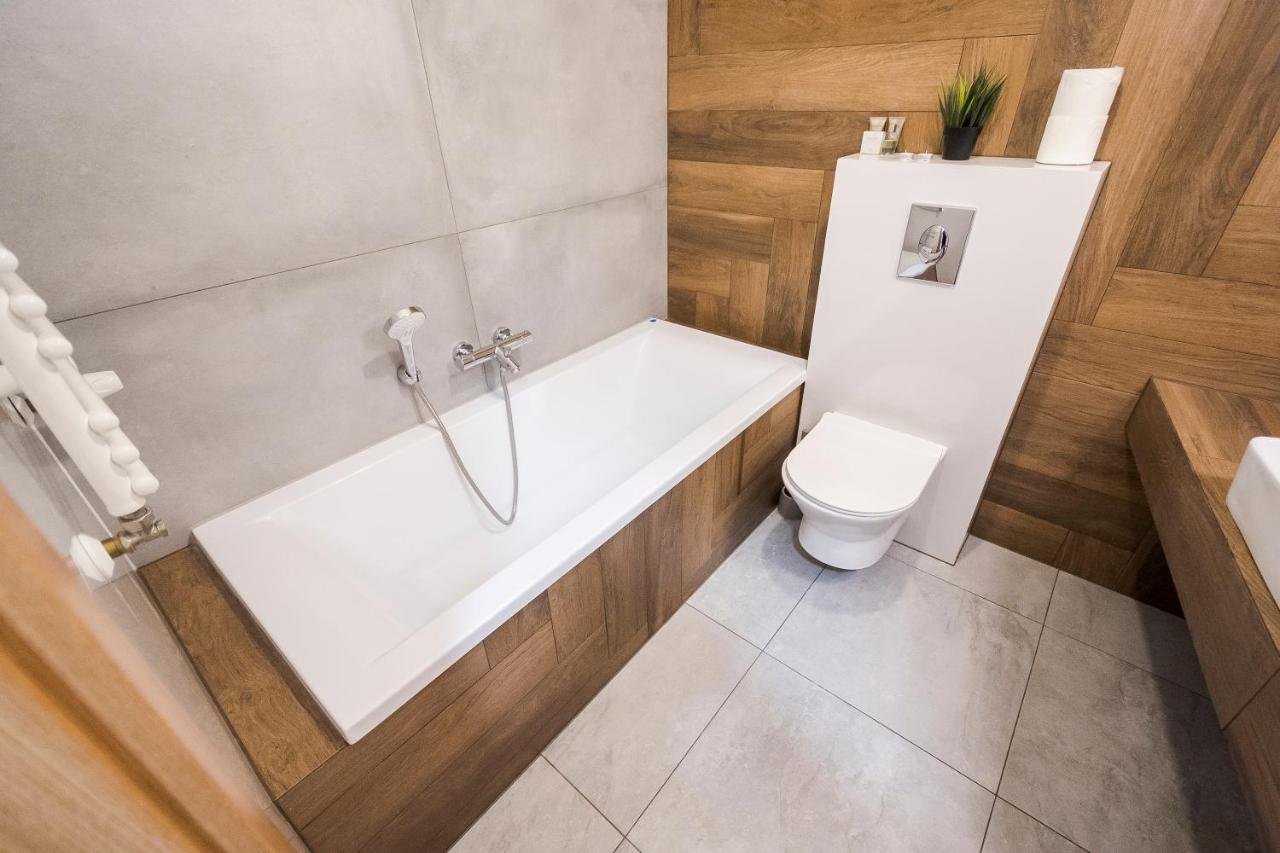 Apartament Z Ogrodkiem I Garazem Posen Exterior foto