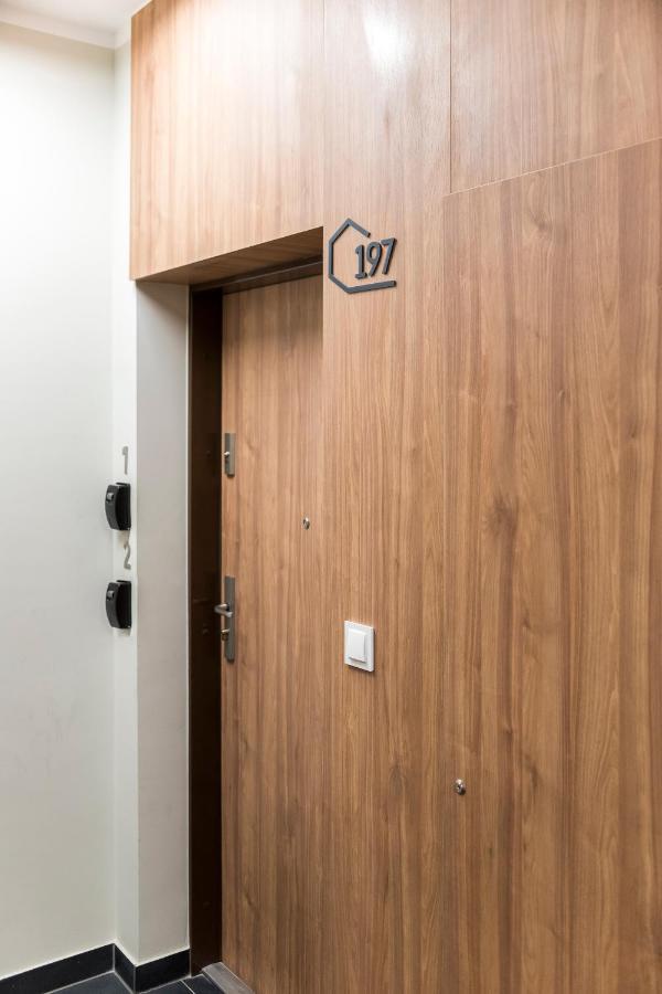 Apartament Z Ogrodkiem I Garazem Posen Exterior foto