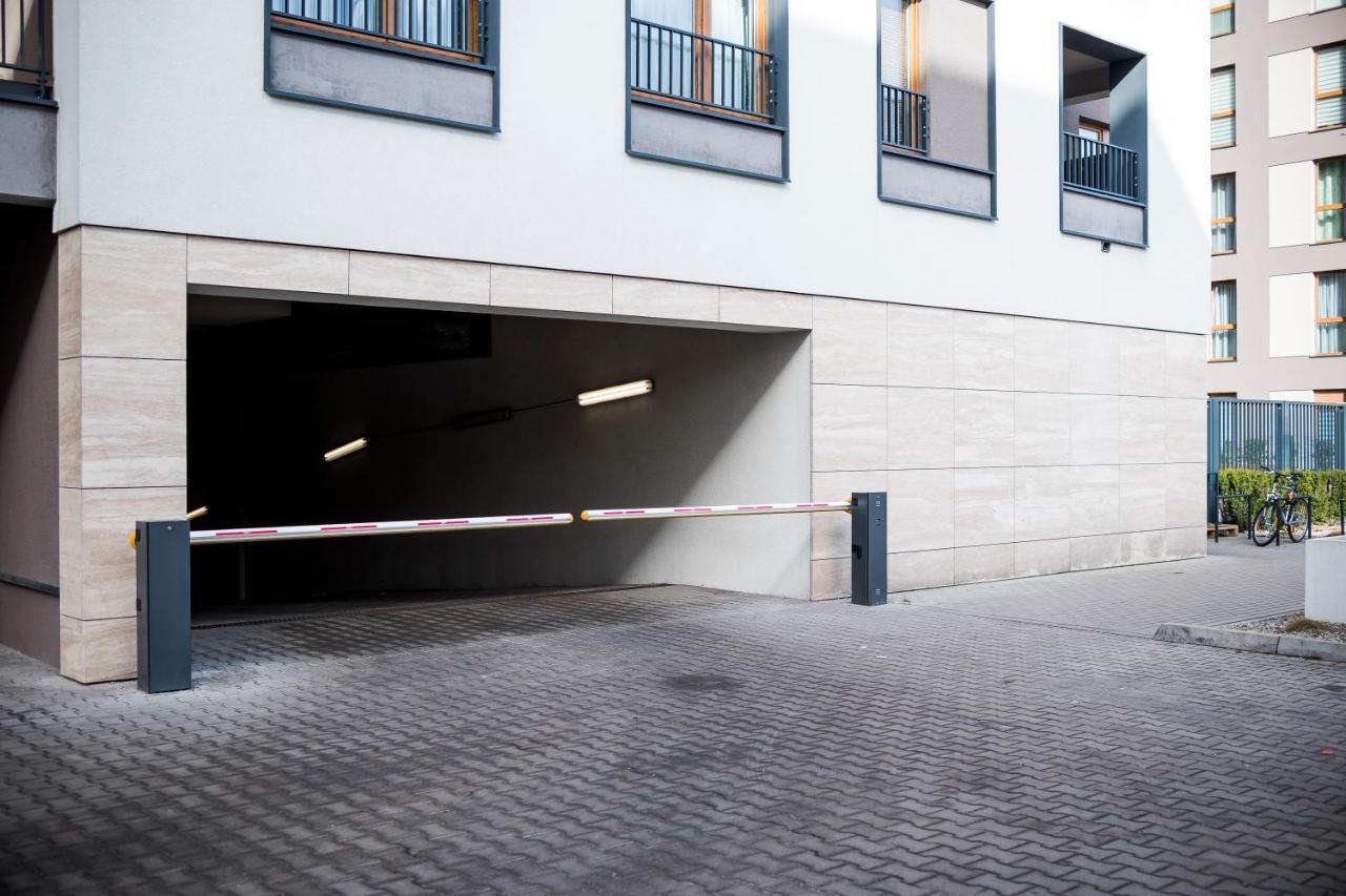 Apartament Z Ogrodkiem I Garazem Posen Exterior foto