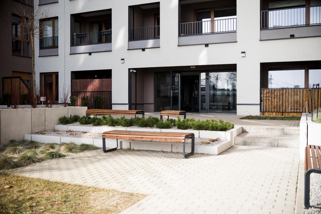 Apartament Z Ogrodkiem I Garazem Posen Exterior foto