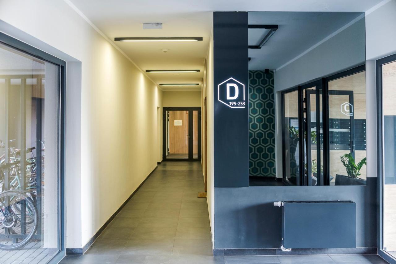 Apartament Z Ogrodkiem I Garazem Posen Exterior foto