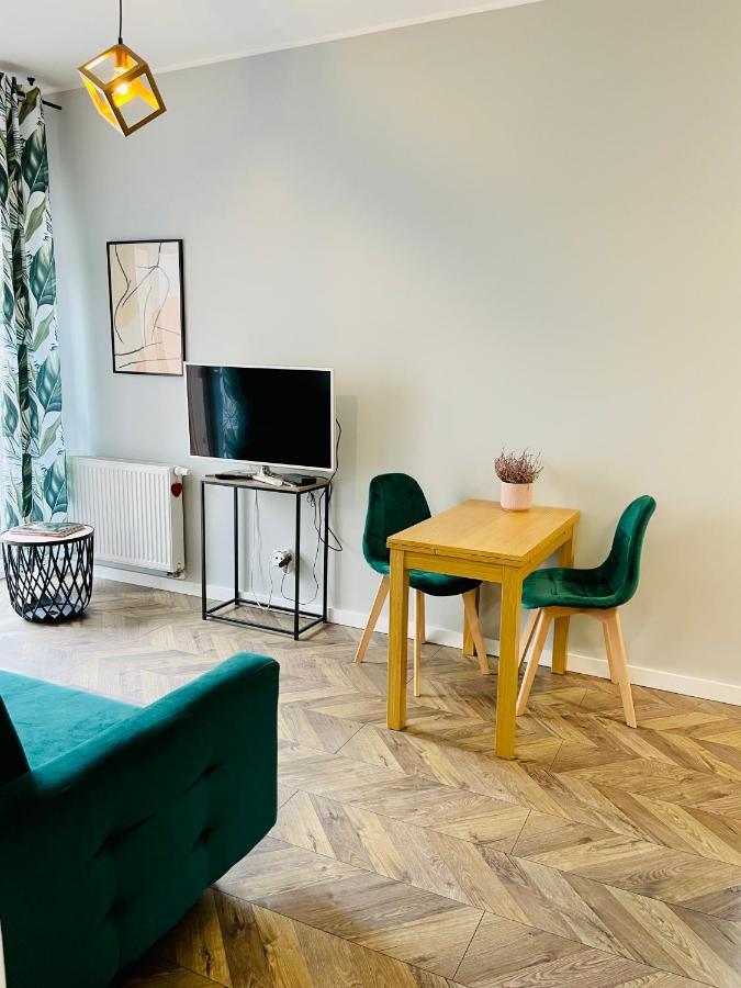Apartament Z Ogrodkiem I Garazem Posen Exterior foto