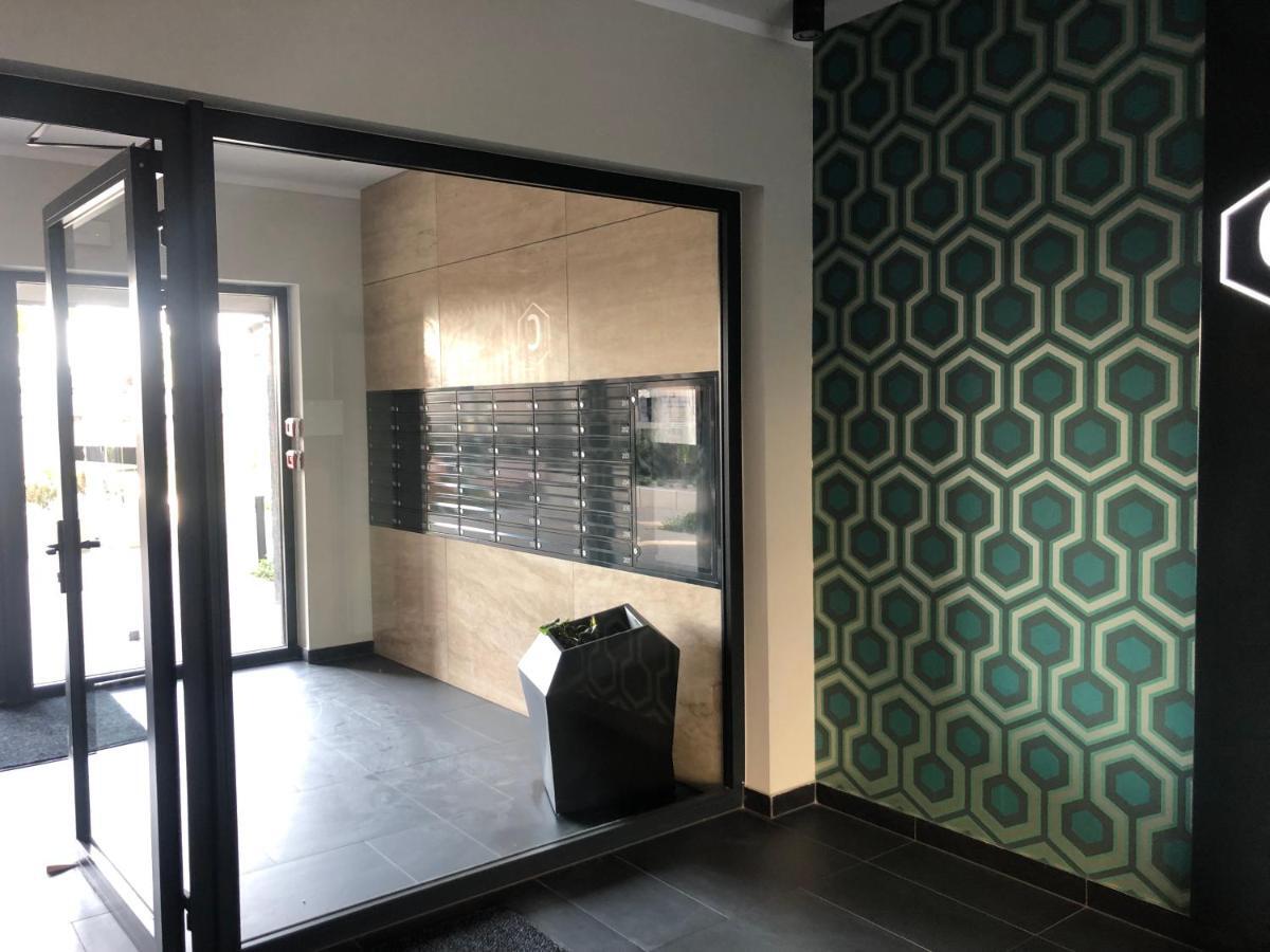 Apartament Z Ogrodkiem I Garazem Posen Exterior foto