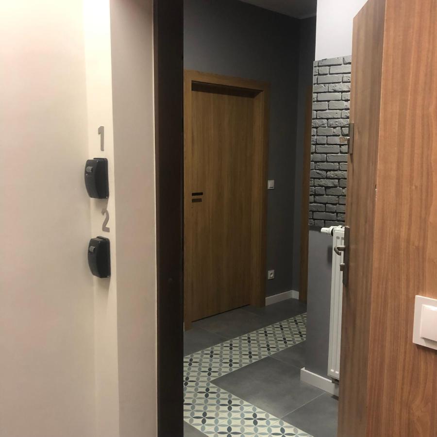 Apartament Z Ogrodkiem I Garazem Posen Exterior foto